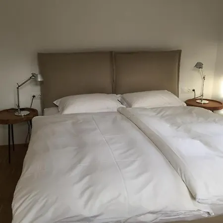 Achtzimmer